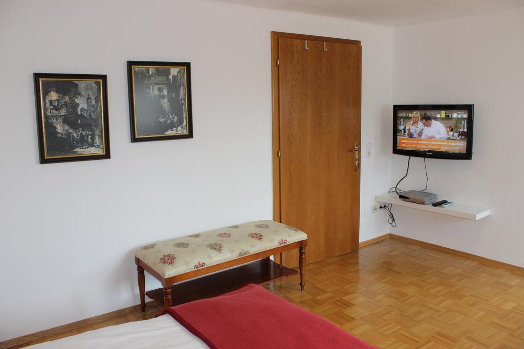 Ferienwohnung Und Gaestezimmer Korb Krumpendorf Quarto foto